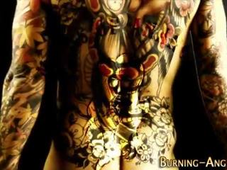 Bystiga tattoed strumpet rider