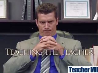 Bigtits टीचर और स्टूडेंट फक्किंग में स्कूल clip-25